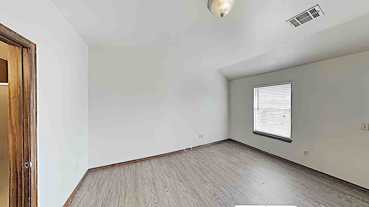 1722 W Palm Pl - Photo 7 of 15