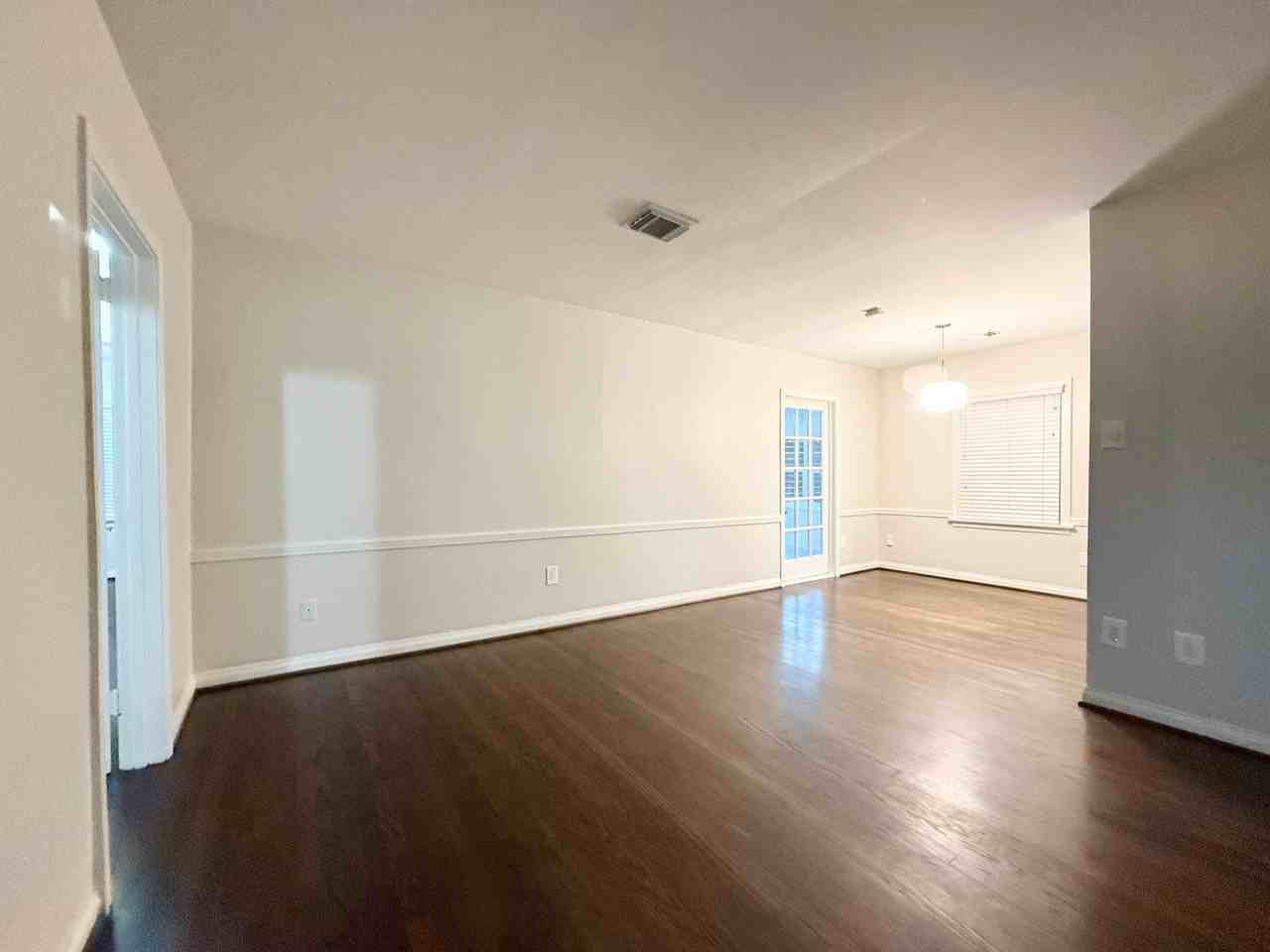 4010 Yupon Street - Photo 5 of 28