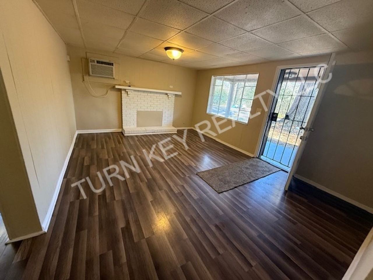 524 Ozark Ct - Photo 7 of 12