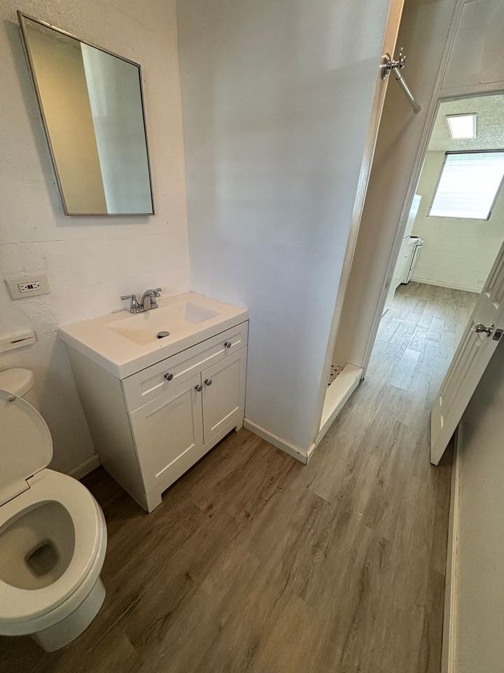 1924 Kalani Street #4 - Photo 7 of 12