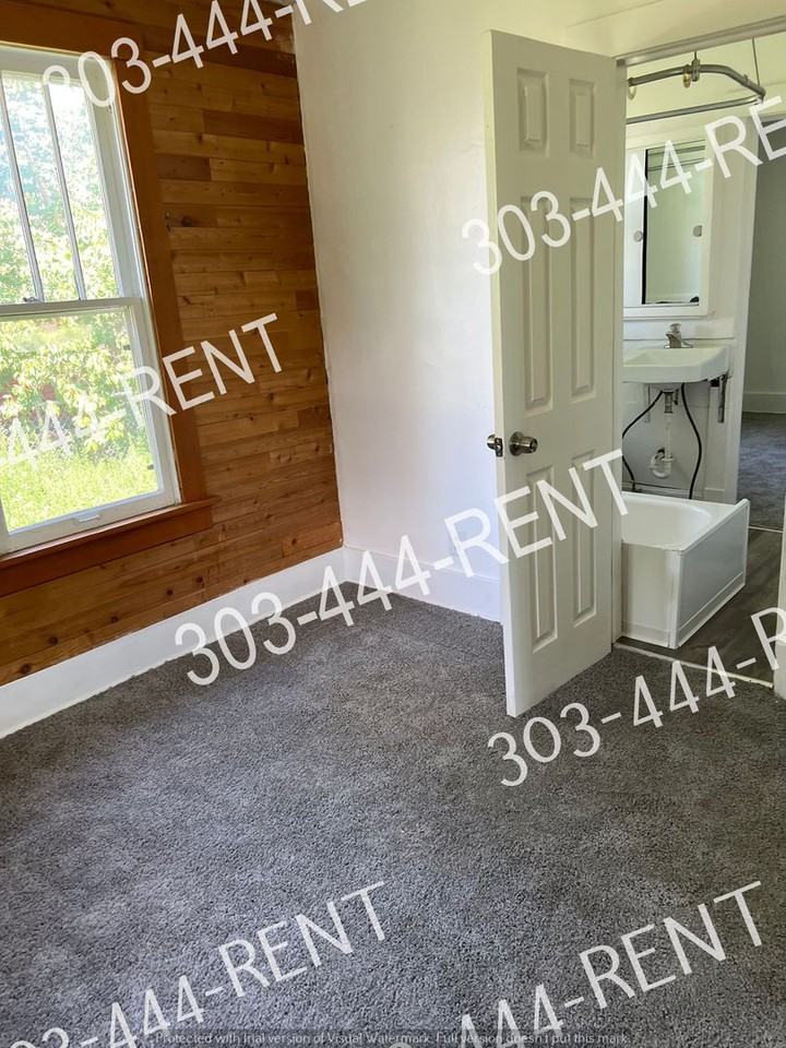 1926 Hanover St - Photo 4 of 29