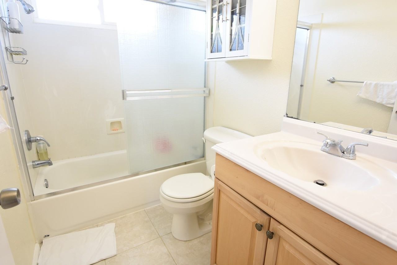 1802 Schweppes Court - Photo 6 of 9