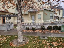 featured image of 11367 Oakmond Road