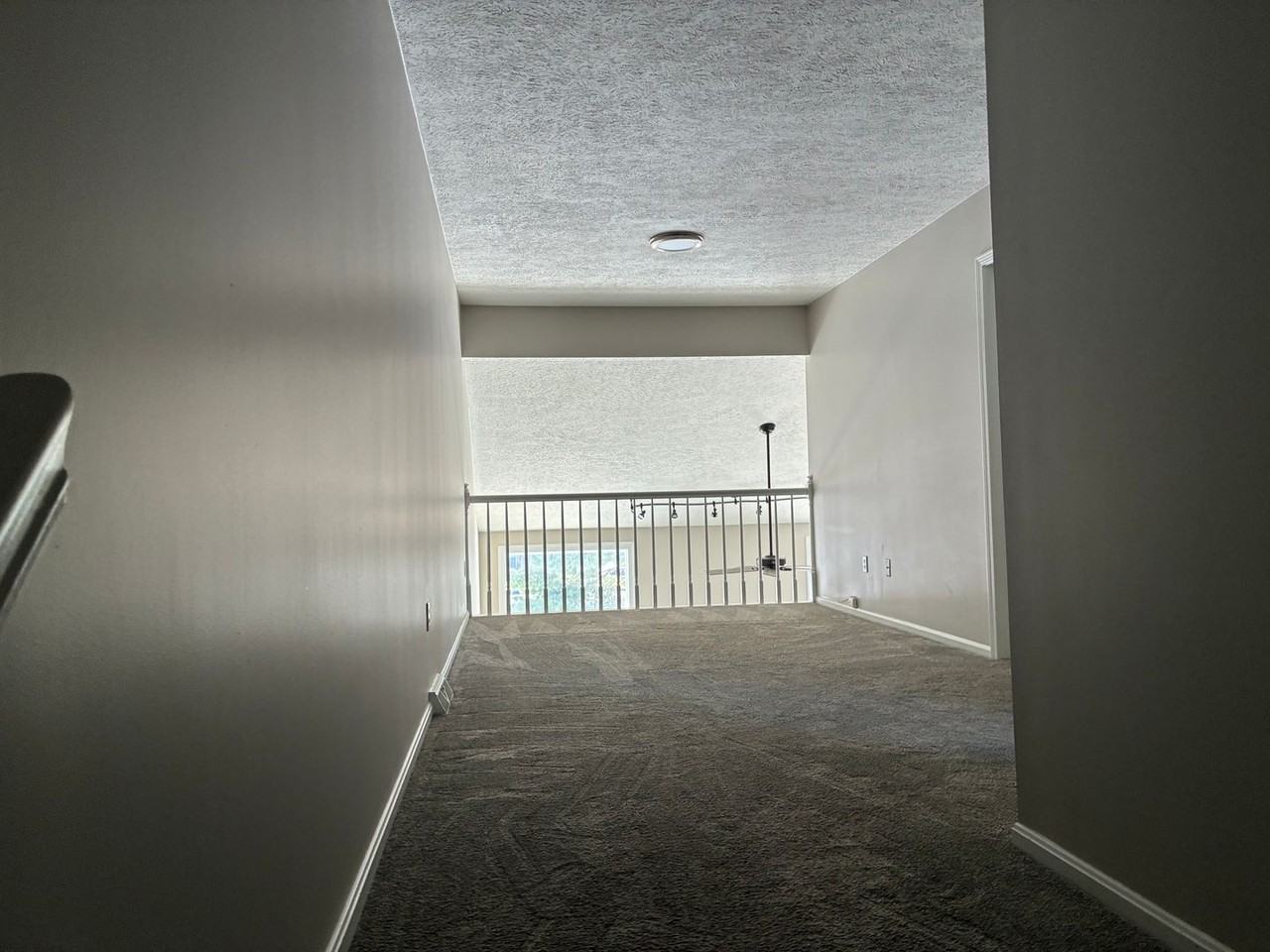 2818 Sand Run Pkwy - Photo 5 of 11