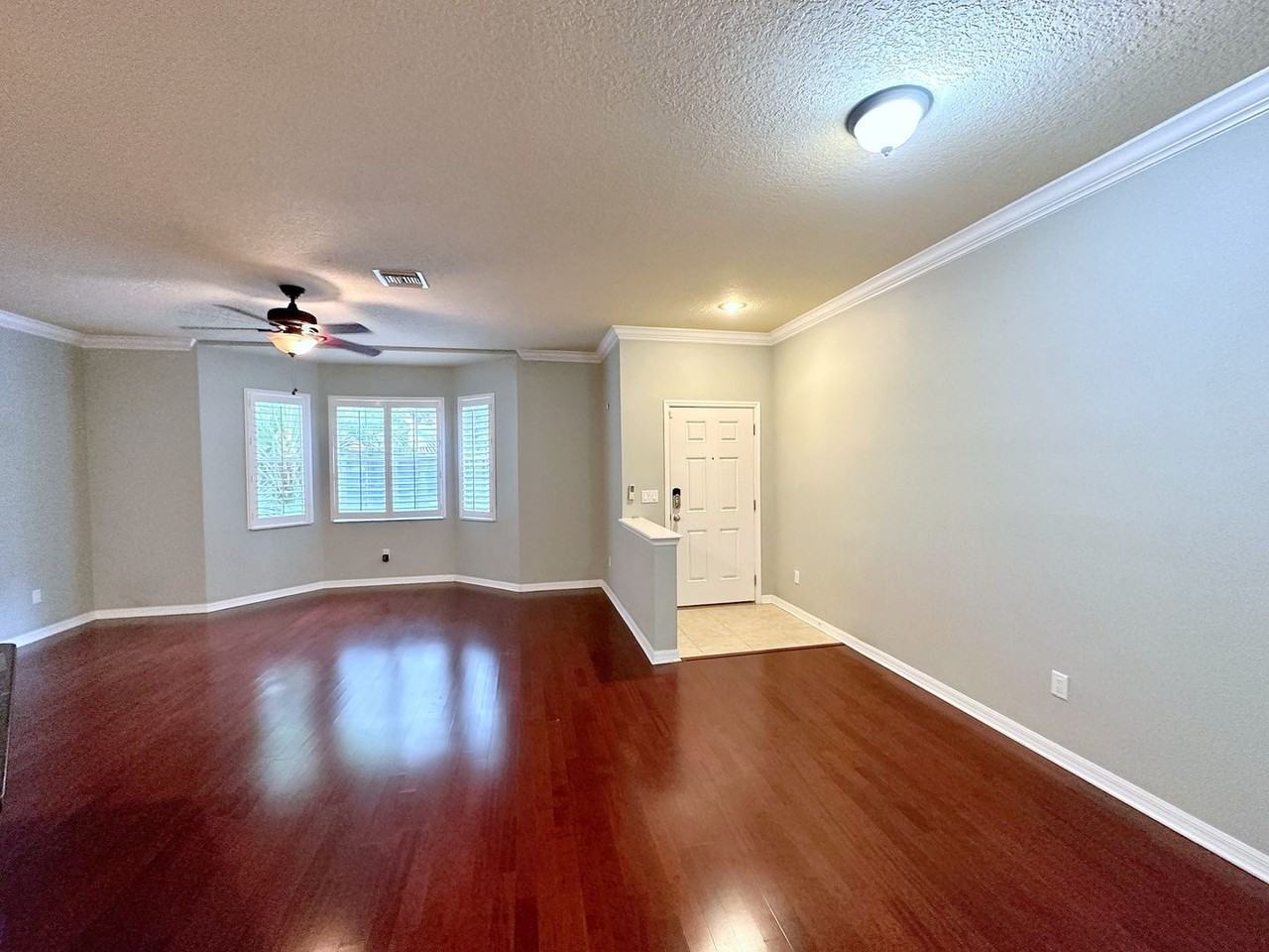 7561 Tamarind Ave - Photo 3 of 24