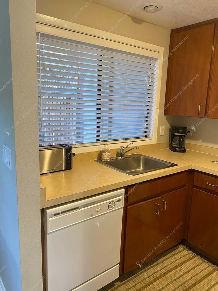 2153 Northwest Hill Street #4 - Photo 7 of 28