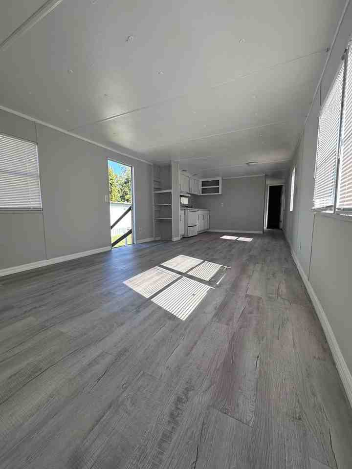 28065 Freewalt Street #14MH - Photo 6 of 12