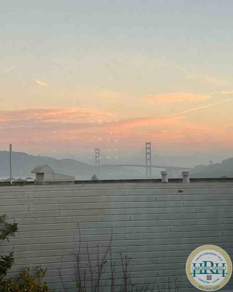 565 29th Ave - Photo 6 of 32