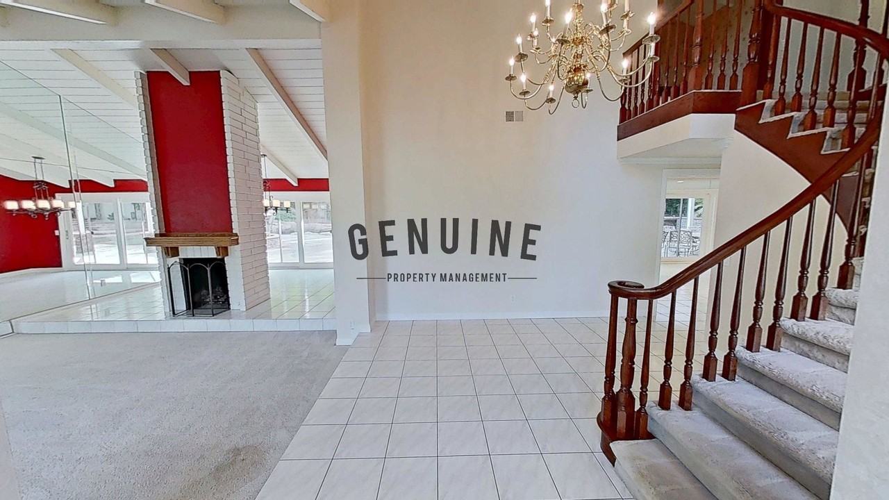 800 Teakwood Ave - Photo 3 of 50