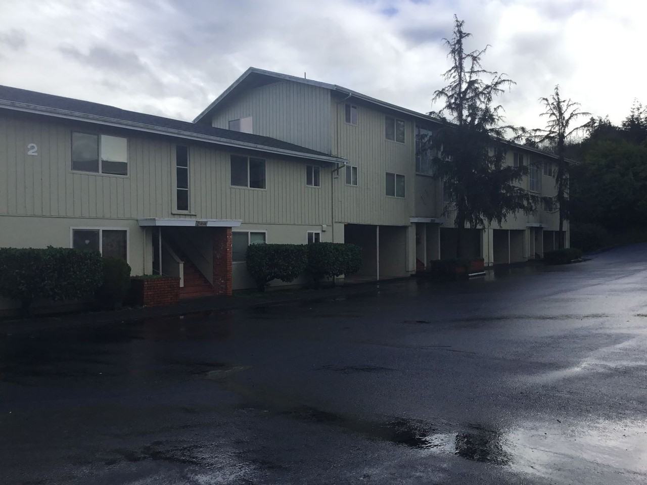 Hillcrest - Photo 2 of 10