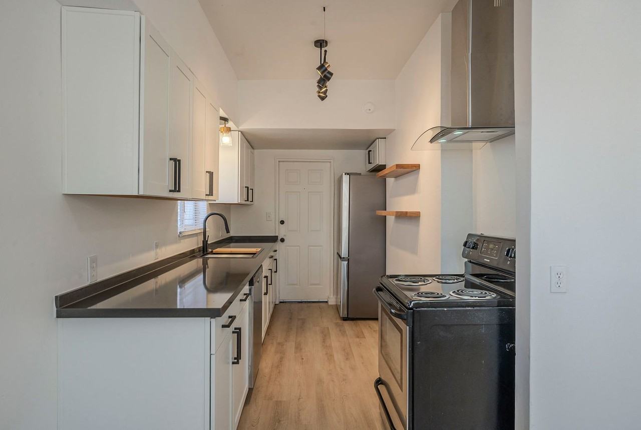 638-644 E. 4th St. ( 634, 642, 644 ) - Photo 4 of 50