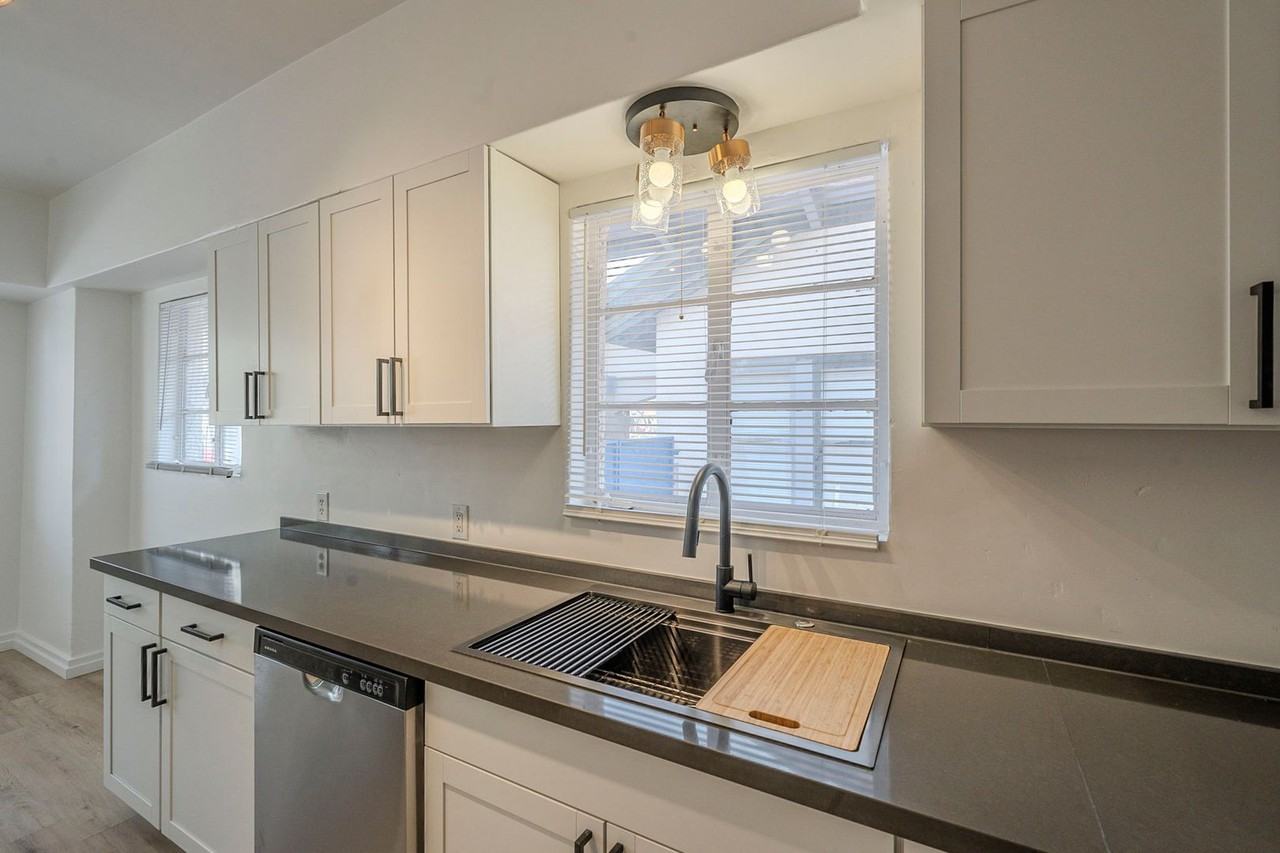 638-644 E. 4th St. ( 634, 642, 644 ) - Photo 5 of 50