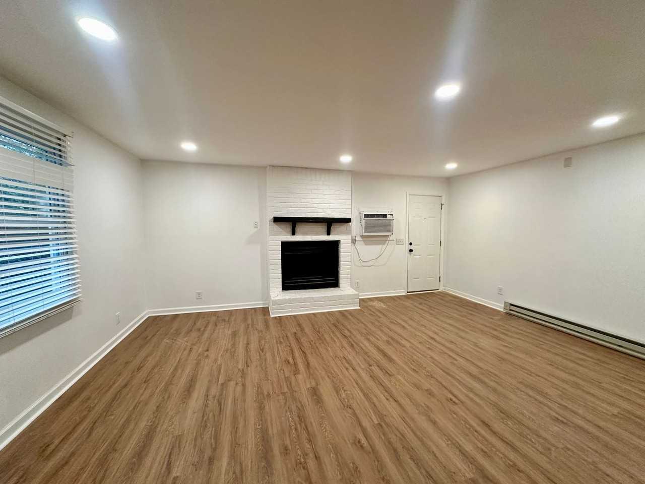 6304B Thunderbird Dr - Photo 5 of 13