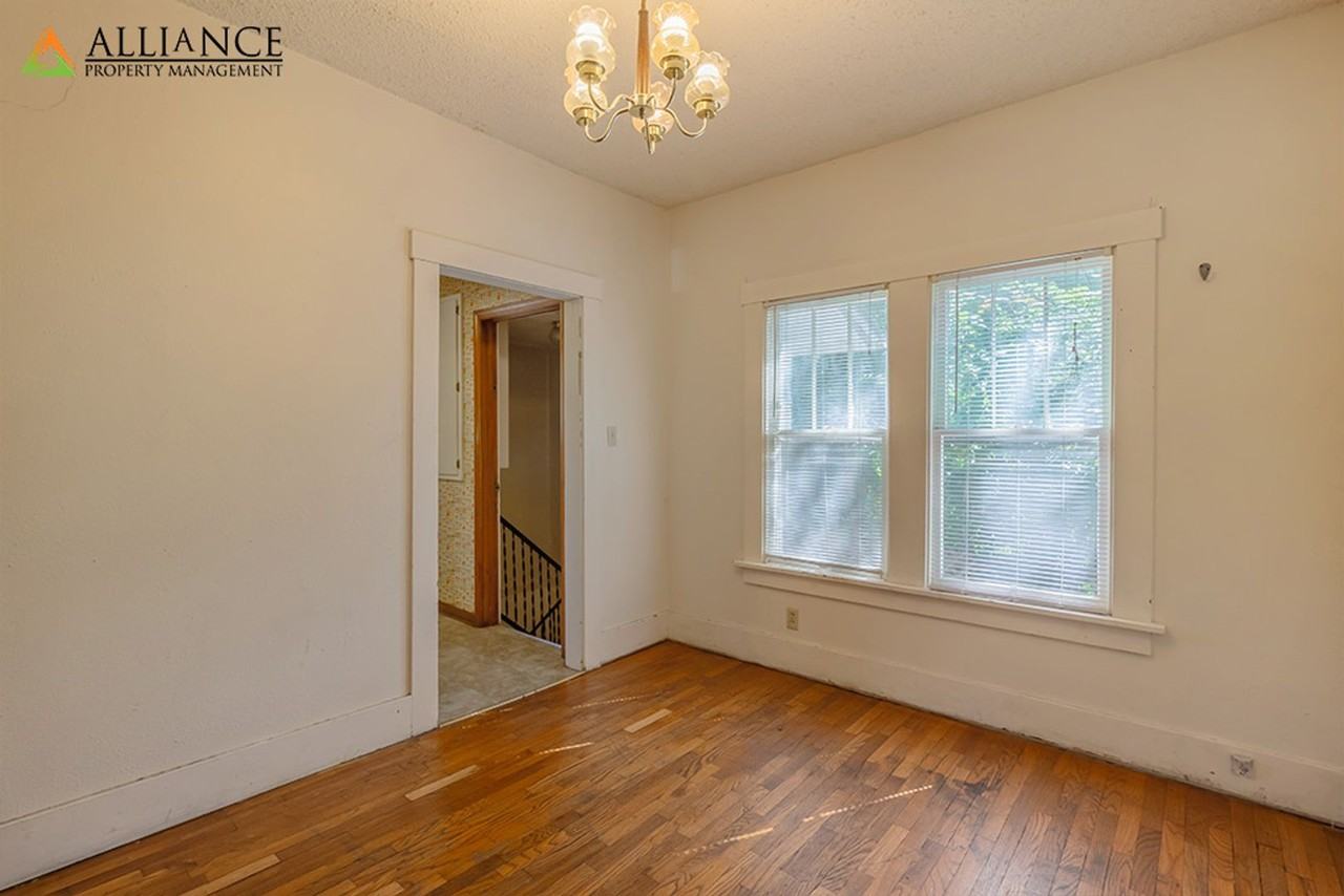 512 Denison Avenue - Photo 5 of 26