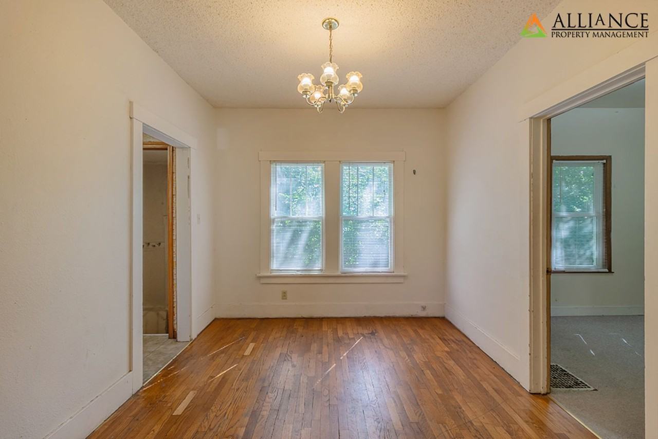 512 Denison Avenue - Photo 7 of 26