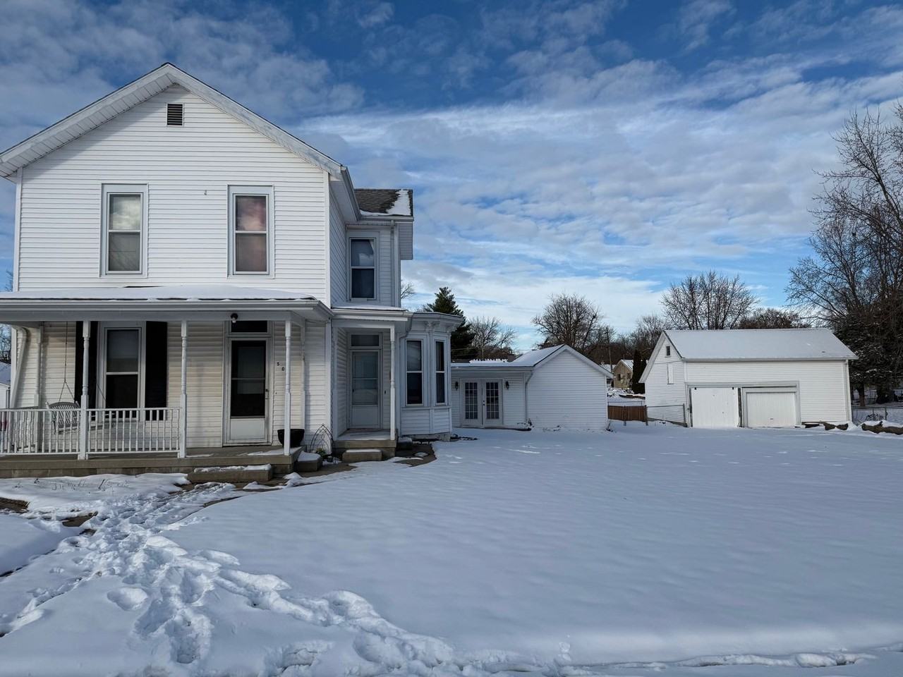 504 East Main Street - Photo 2 of 15