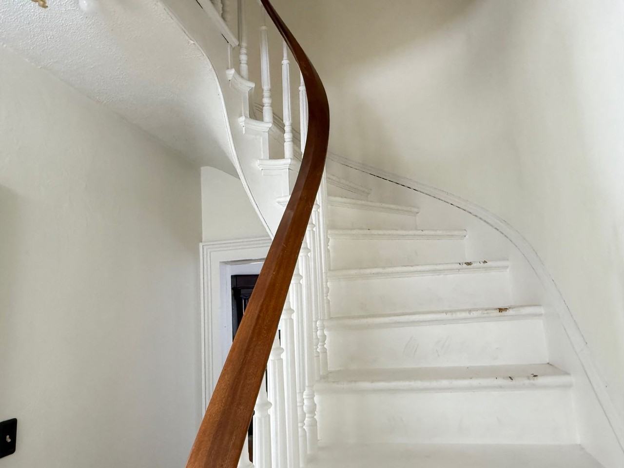 504 East Main Street - Photo 3 of 15