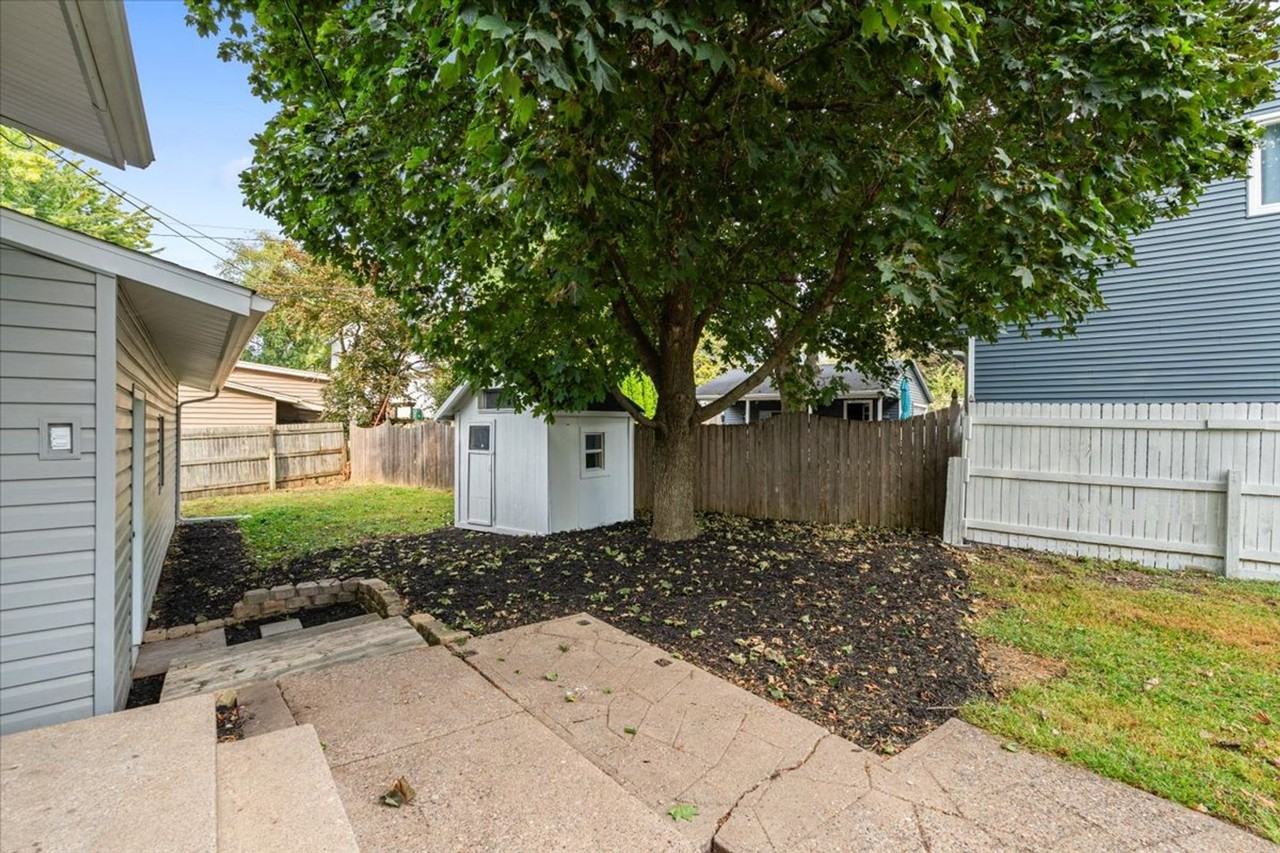 4153 Greenbrier Drive - Photo 5 of 36