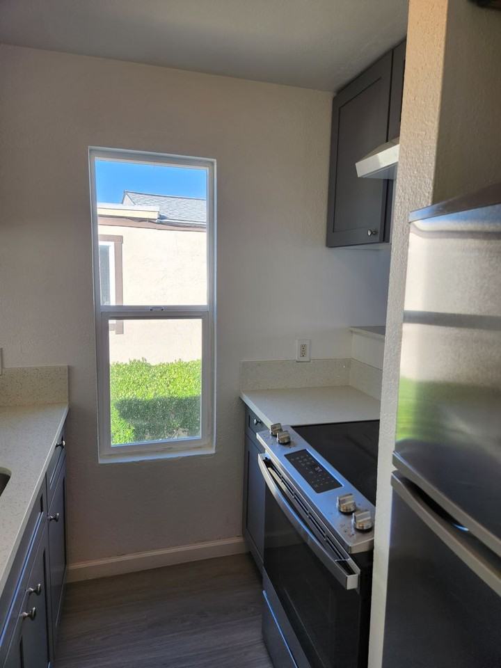 775 Benicia Dr - Photo 3 of 16