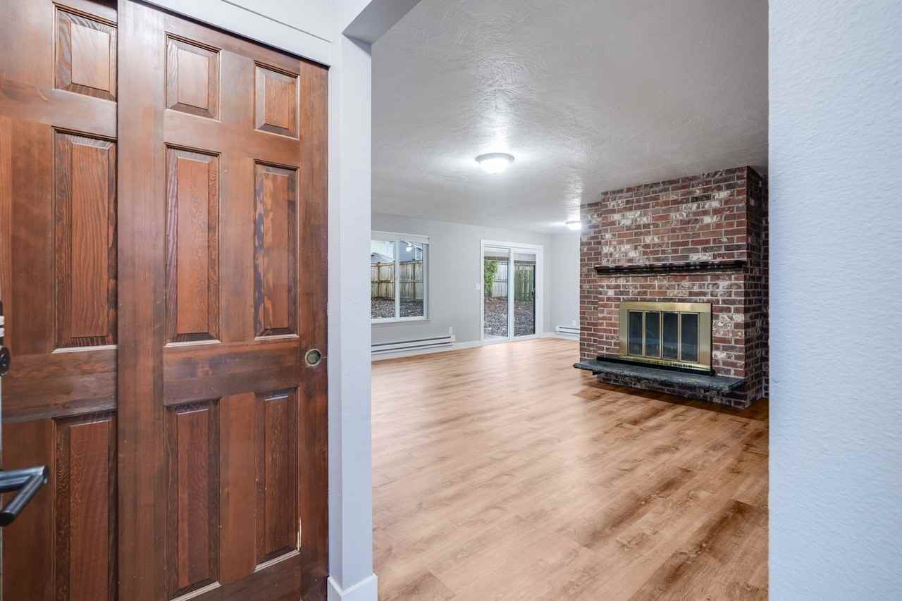 8073 Se Rofini Ct - Photo 2 of 12