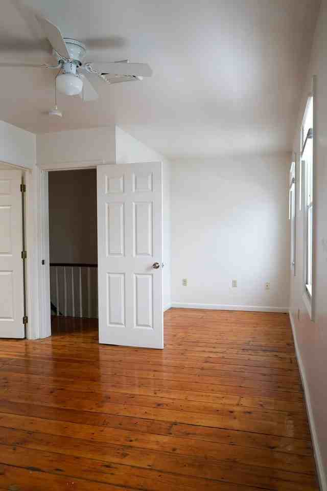 123 Franklin Street - Photo 3 of 12