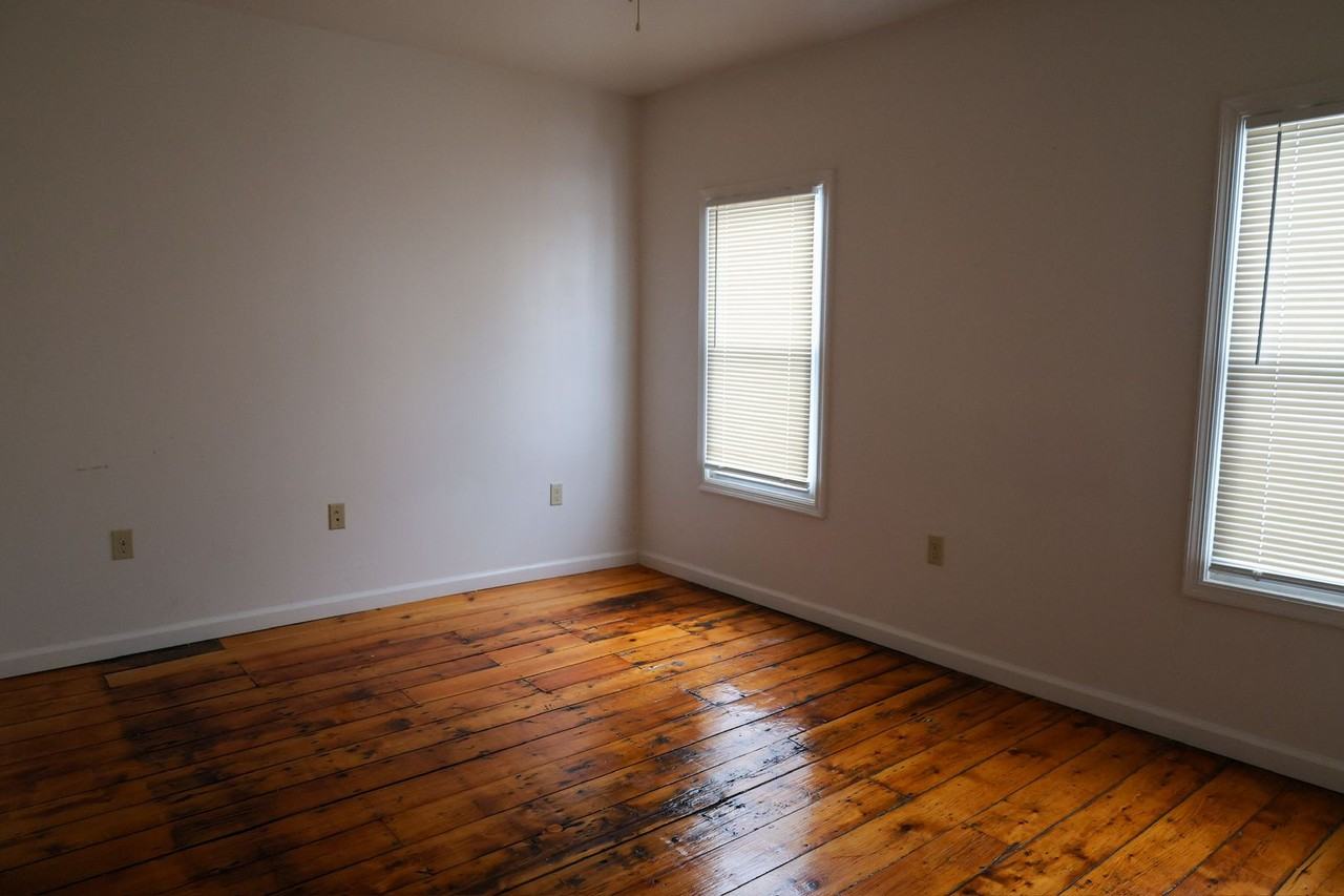 123 Franklin Street - Photo 4 of 12