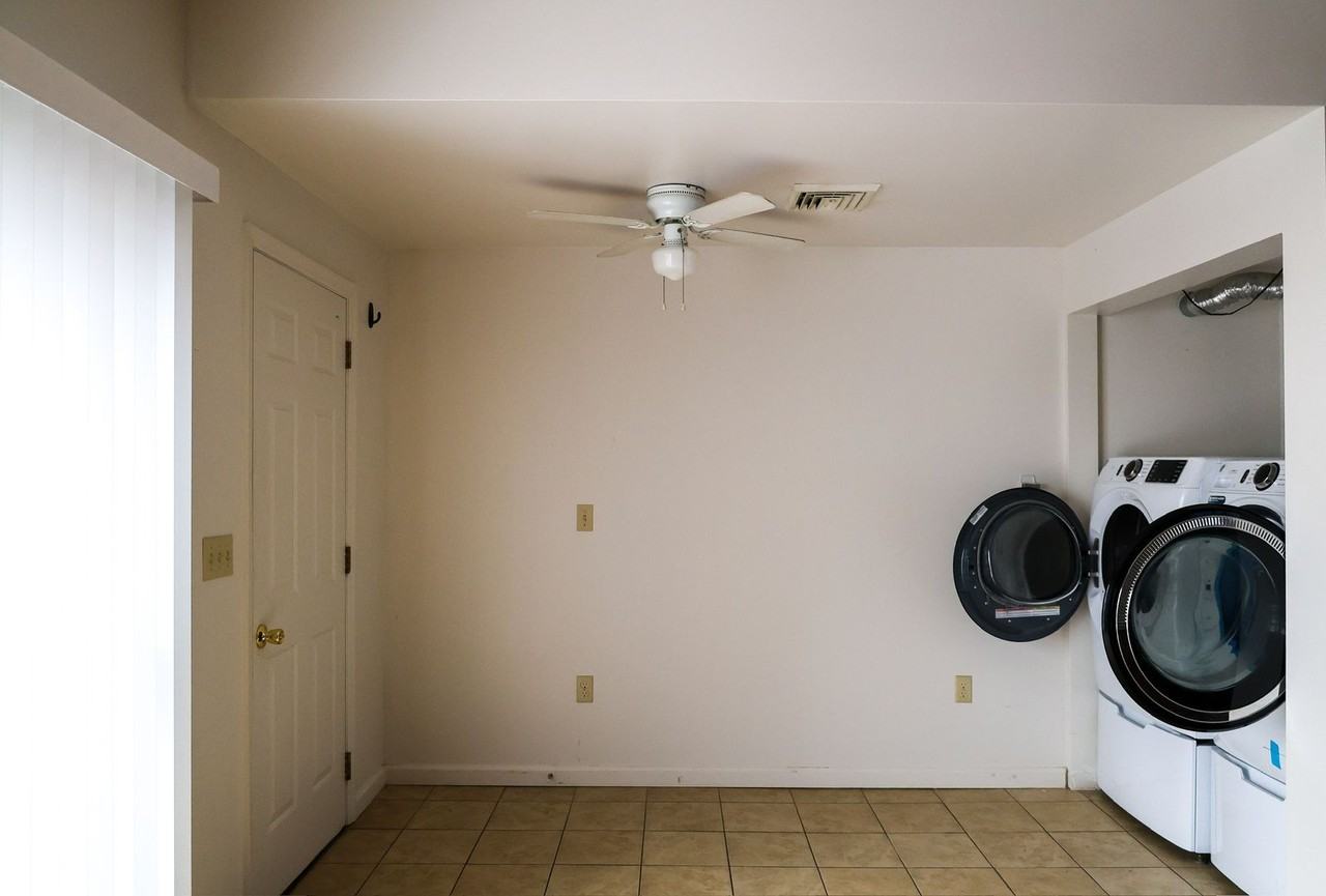 123 Franklin Street - Photo 6 of 12