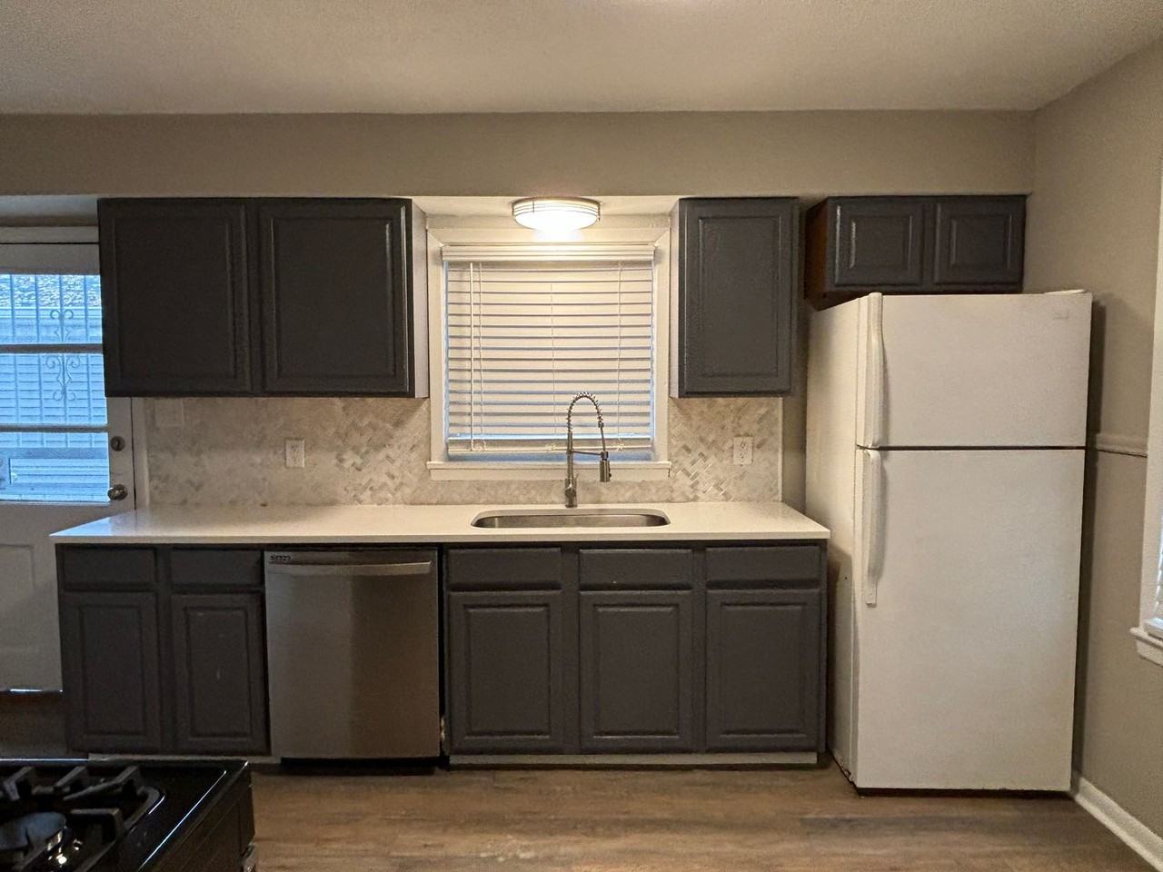 4414 Kingsley Dr - Photo 4 of 21