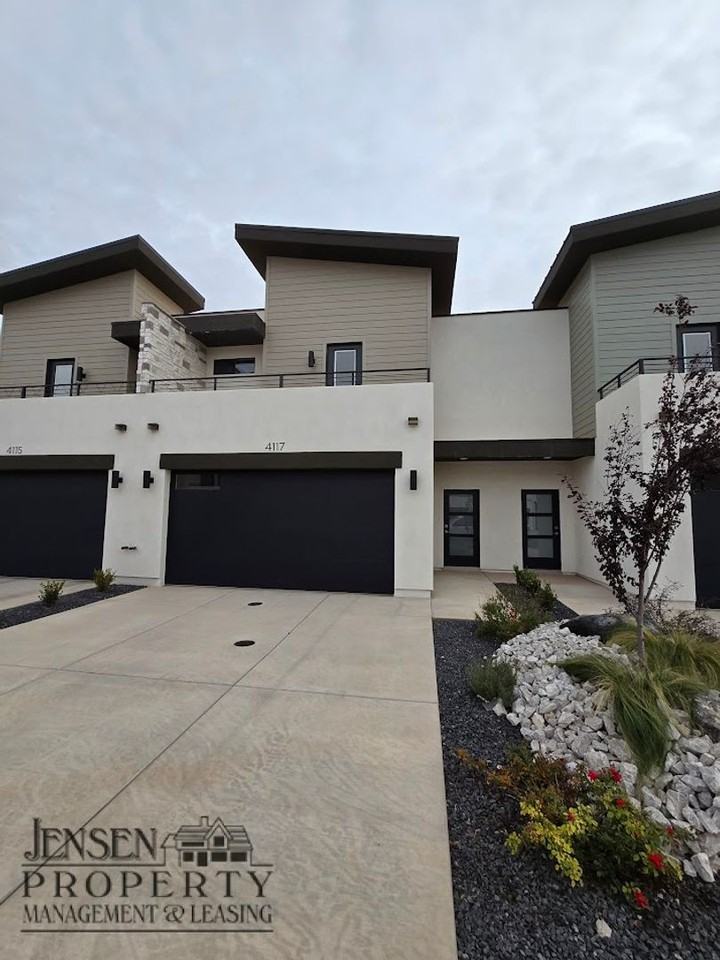 4117 Baywood Drive - Photo 2 of 28