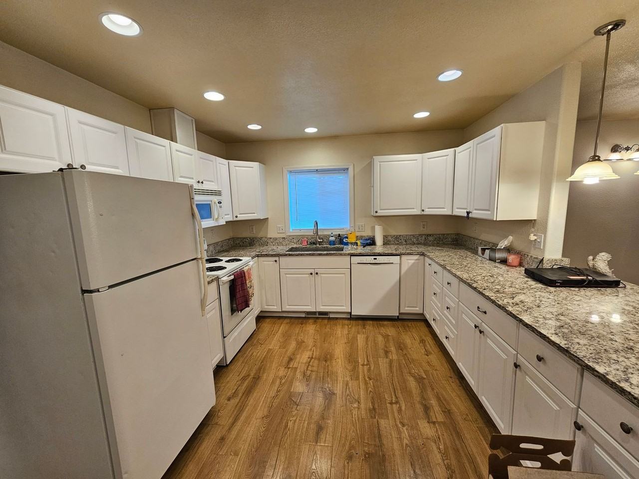 1005 X Avenue - Photo 3 of 14