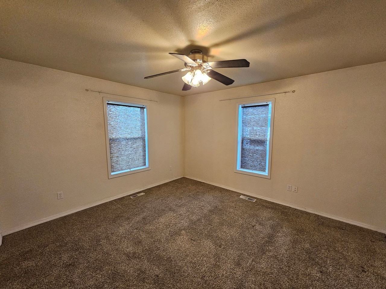 1005 X Ave - Photo 7 of 14