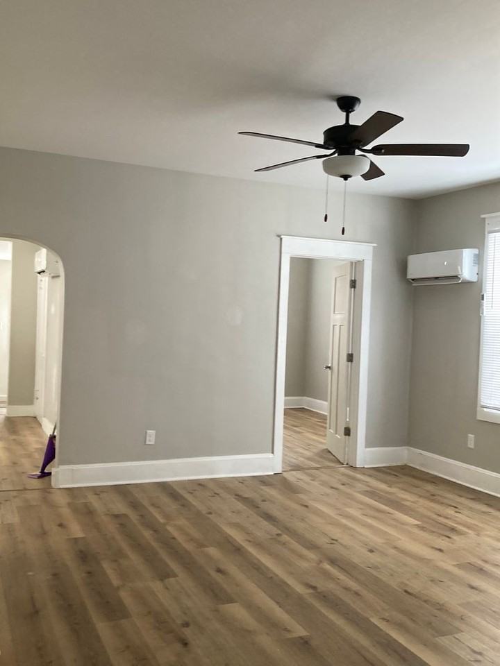 924 S 14th St - Photo 5 of 13