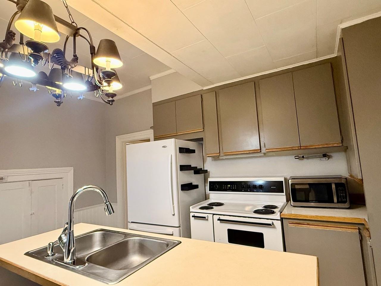 1402 O Avenue - Photo 6 of 23