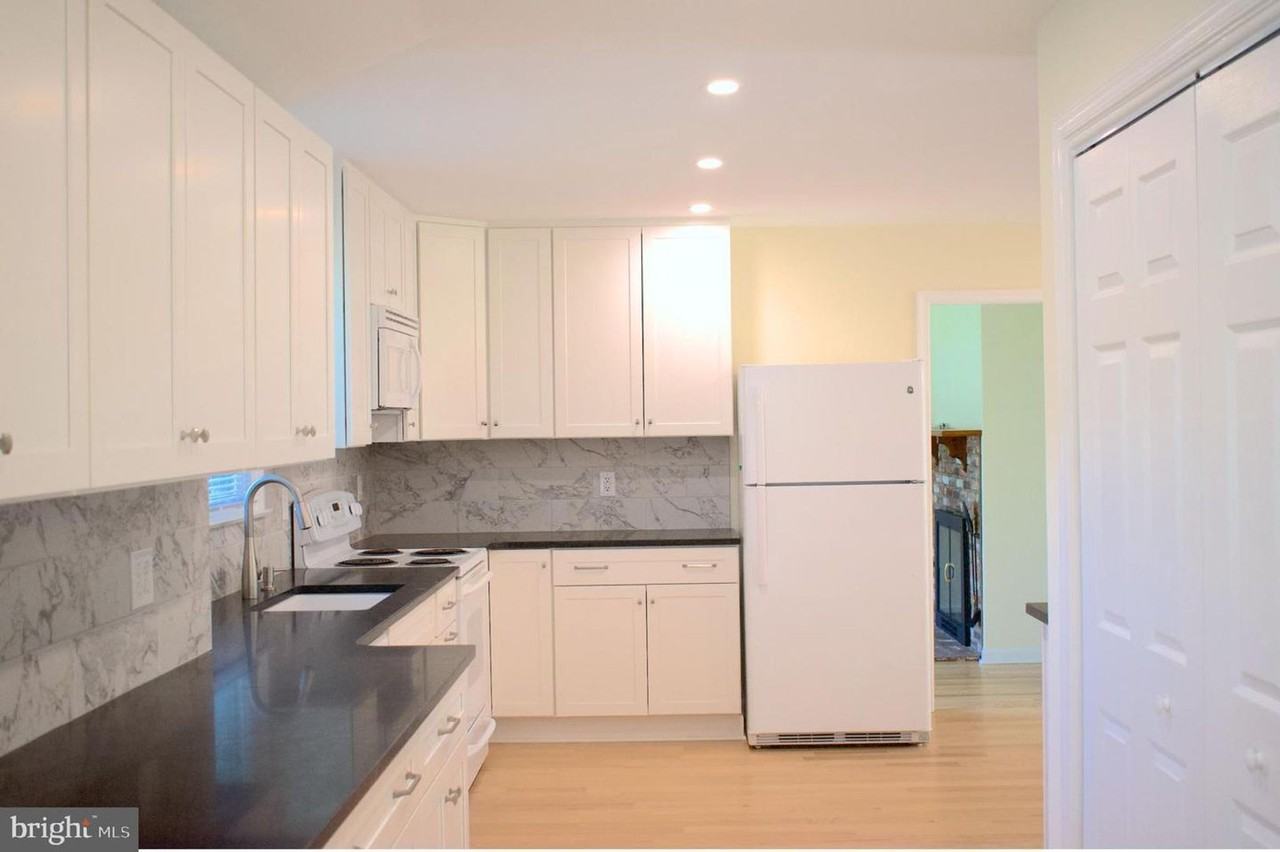 414 Warren Road - Photo 3 of 11