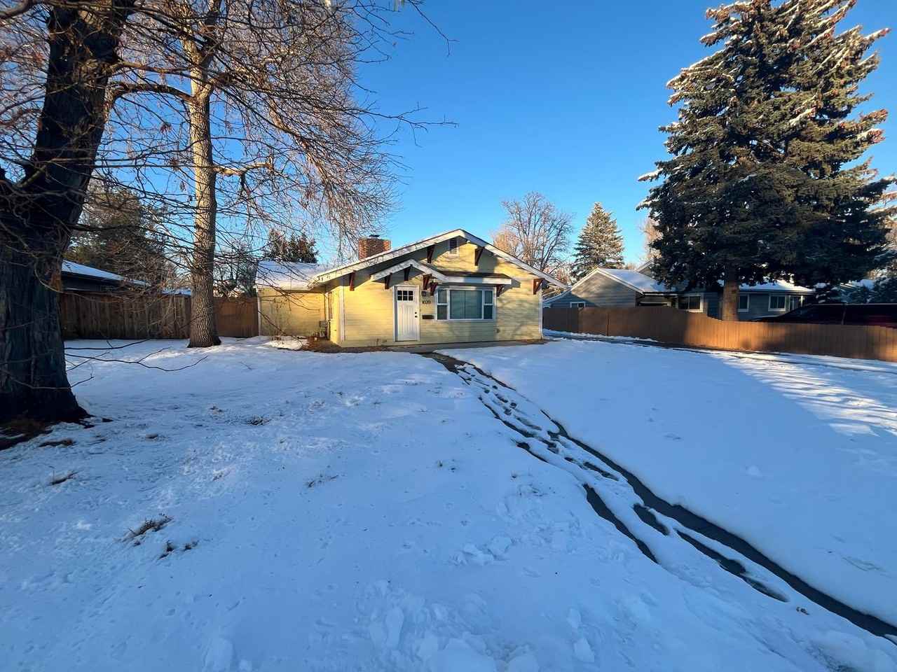 1020 Sunset Ave - Photo 2 of 18