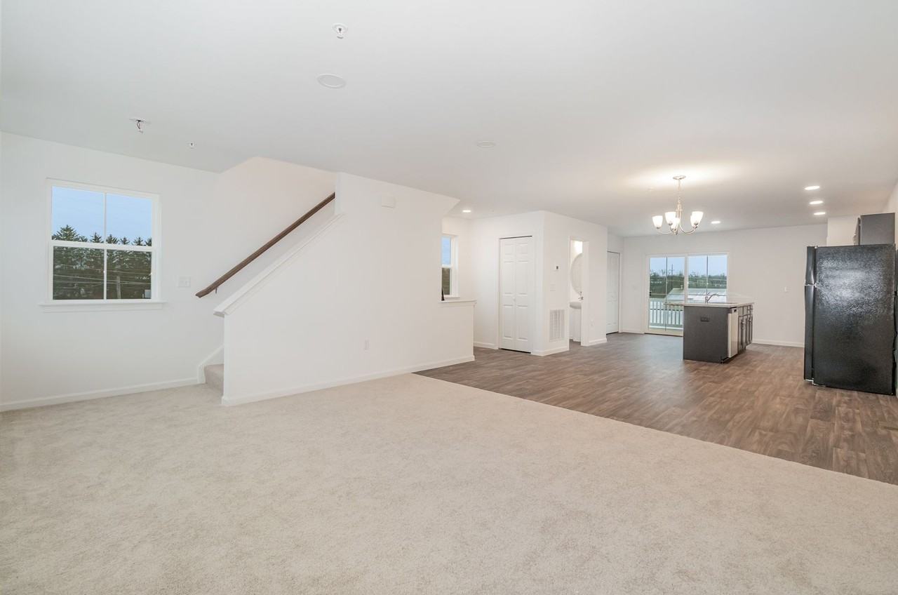 2 Kenzie Way - Photo 3 of 22