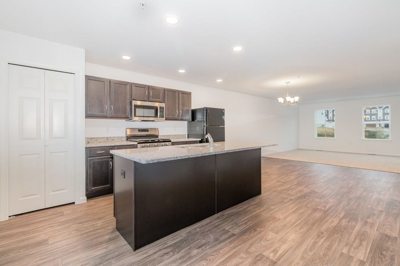 2 Kenzie Way - Photo 5 of 22