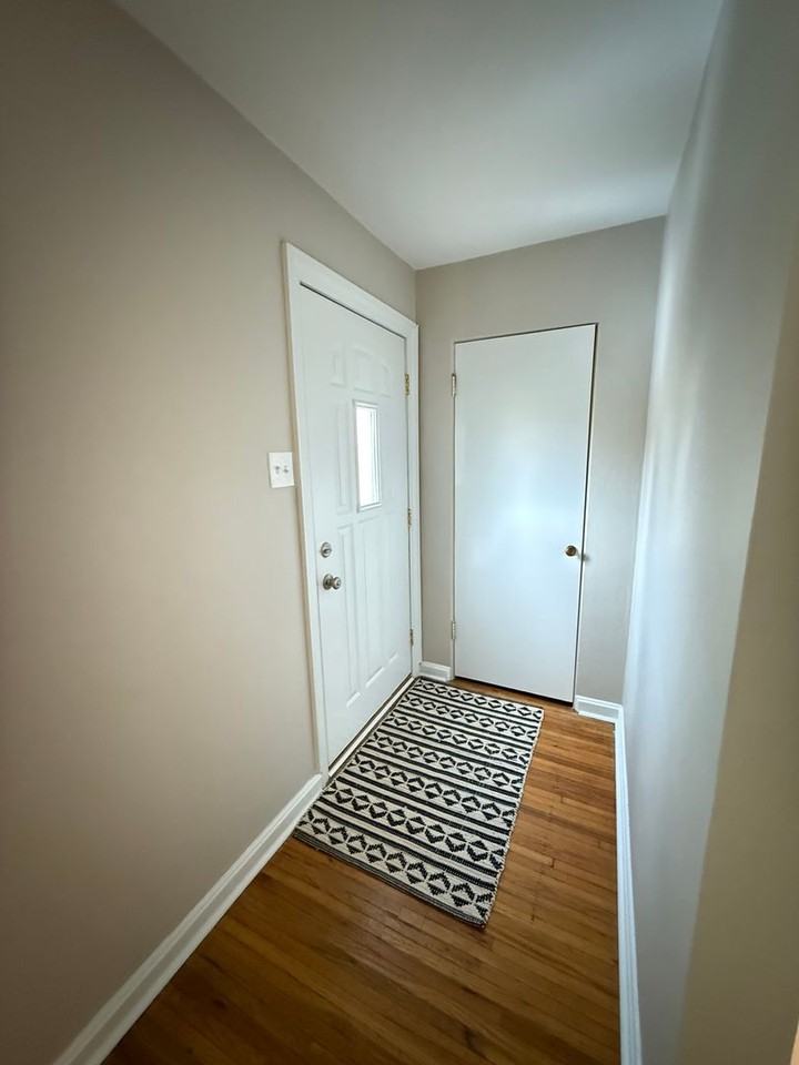 7128 Yates St - Photo 2 of 18