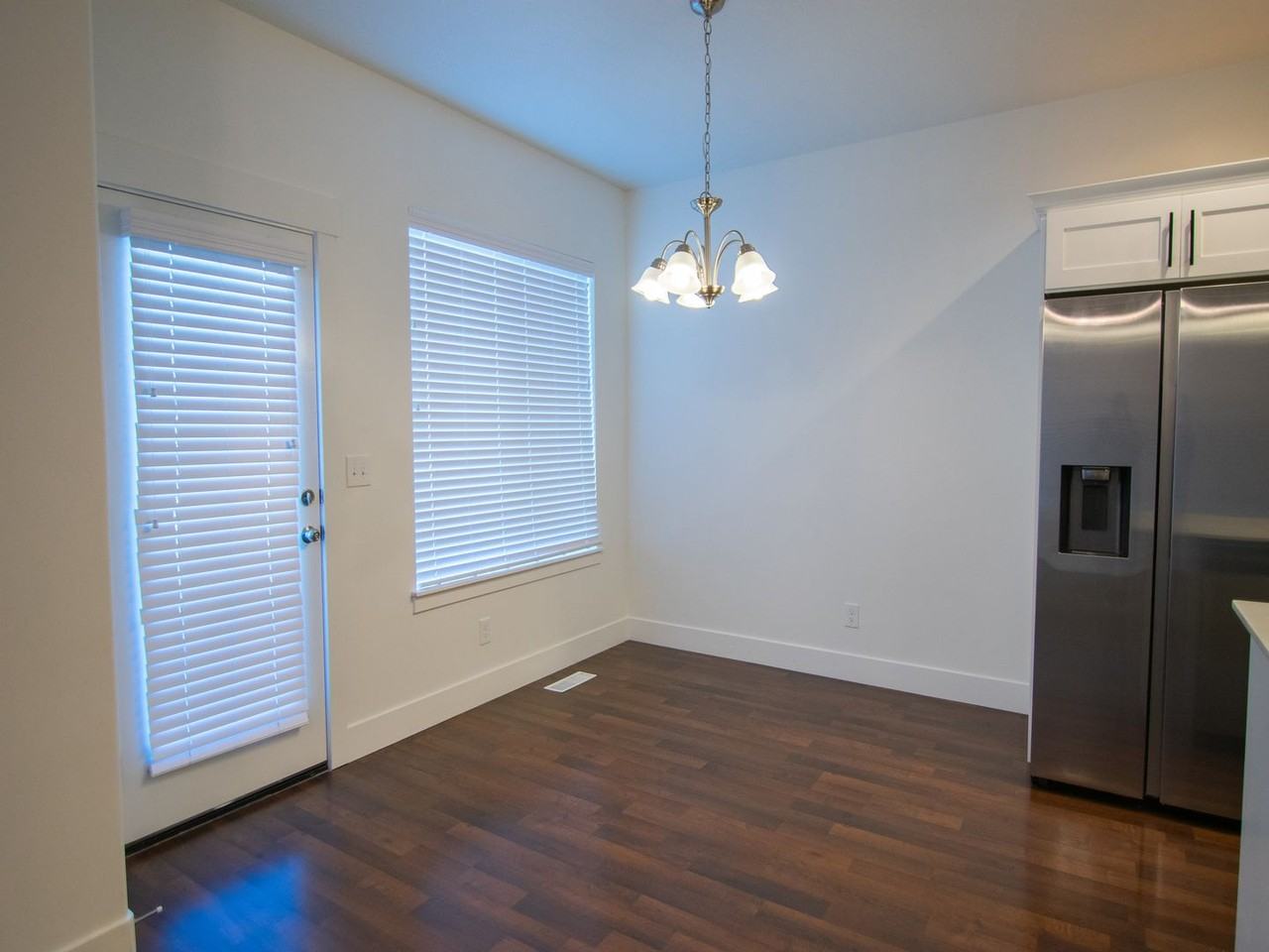 4372 W Hemsley Ln - Photo 4 of 22