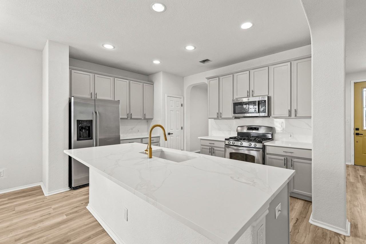 25807 Beautyberry - Photo 5 of 41