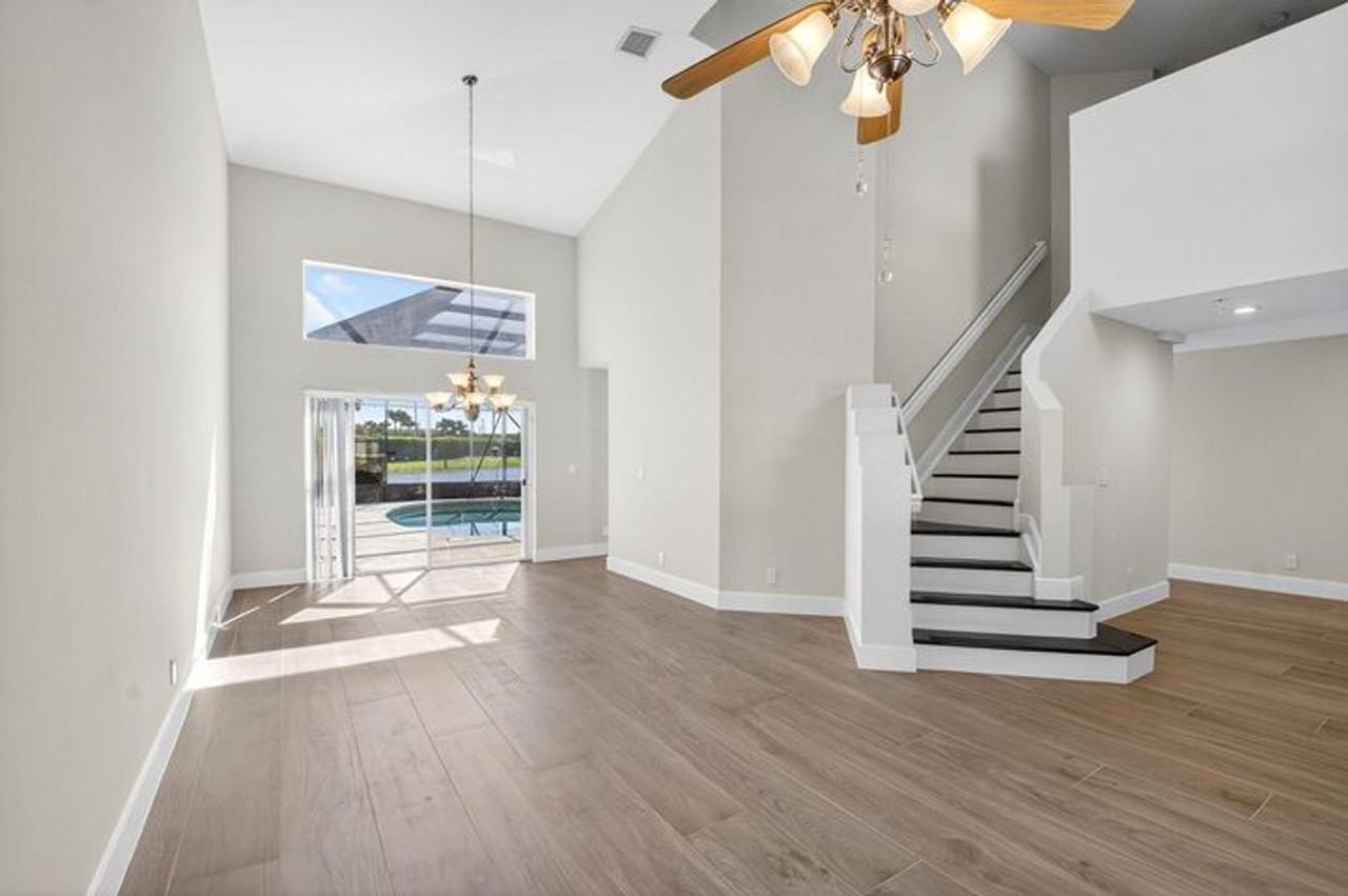 7306 Spinnaker Bay Dr - Photo 3 of 24