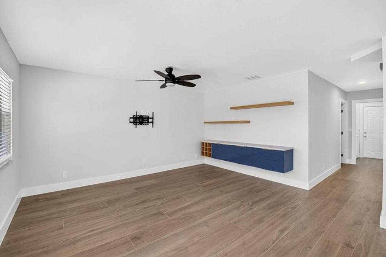 7306 Spinnaker Bay Dr - Photo 7 of 24