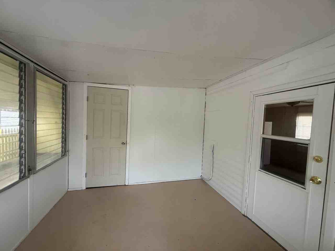 4116 7th Street East - Photo 5 of 23