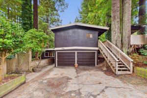 featured image of 2910 Greenbriar Lane