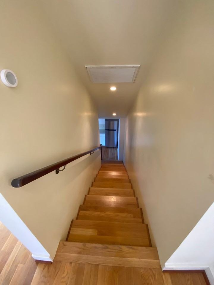 1765 Los Feliz Dr - Photo 5 of 18