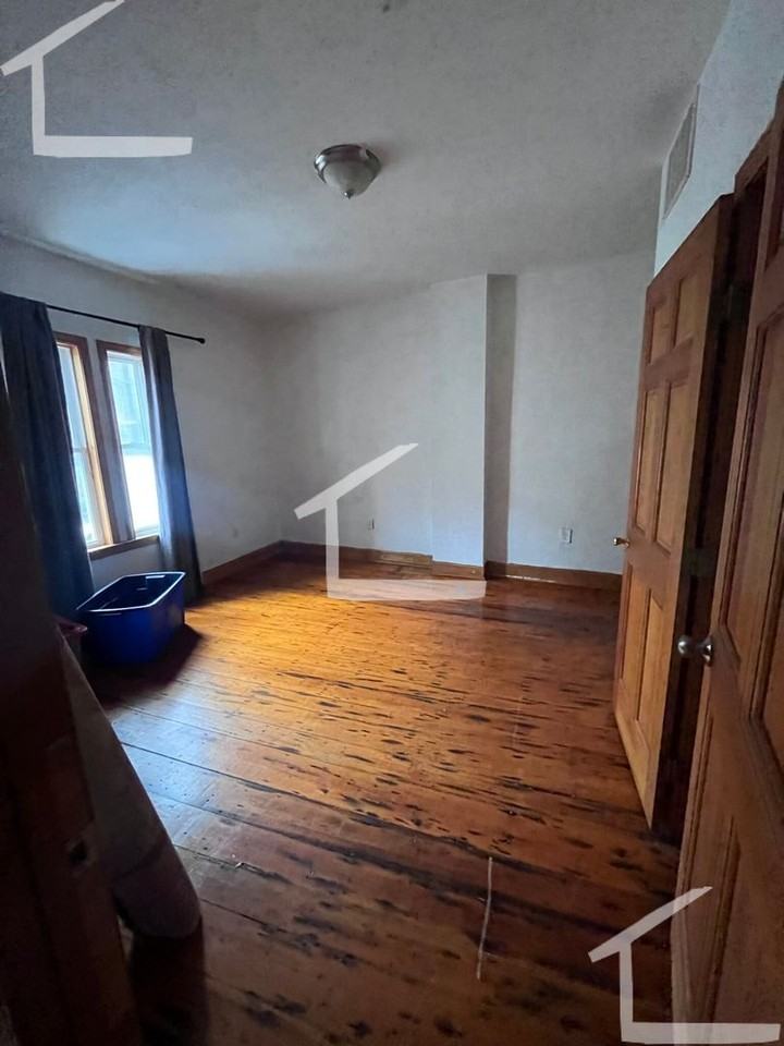 12 Sewall Street - Photo 3 of 15