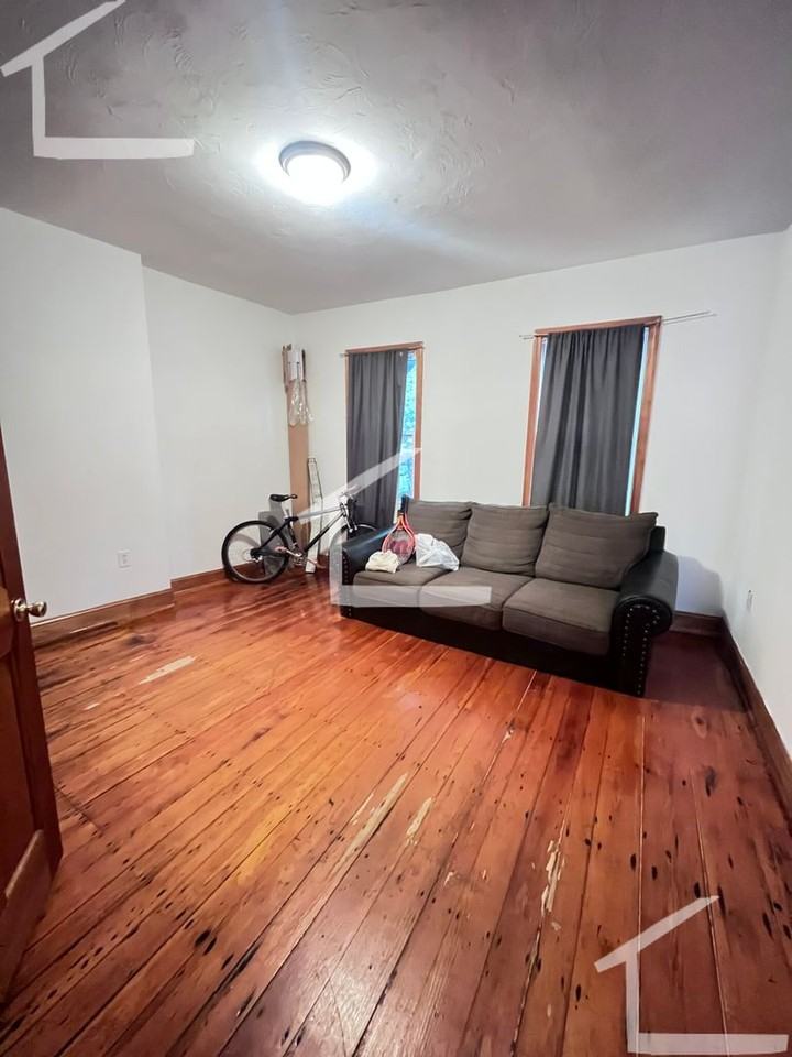 12 Sewall Street - Photo 4 of 15