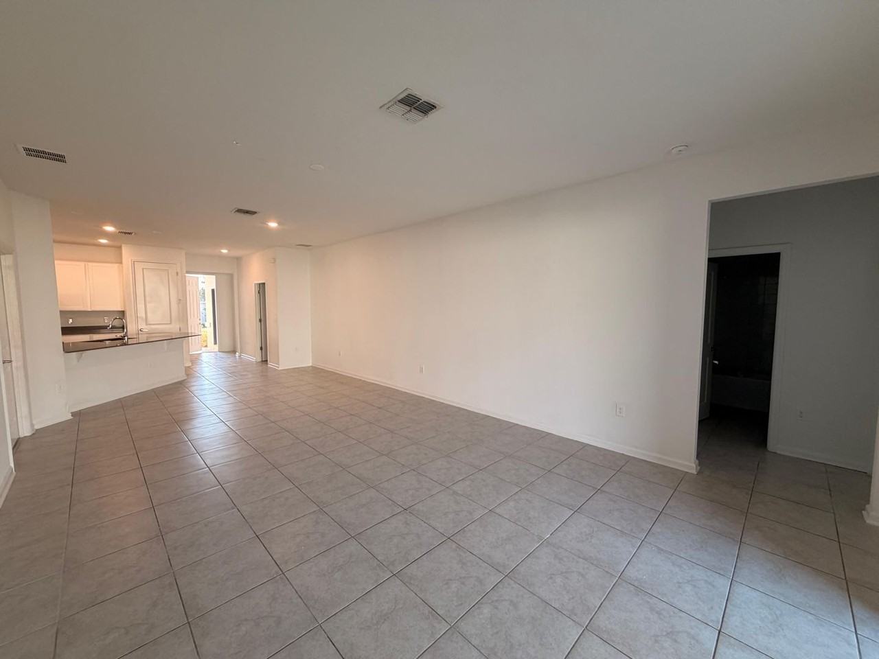 873 Citrus Reserve Blvd - Photo 5 of 37