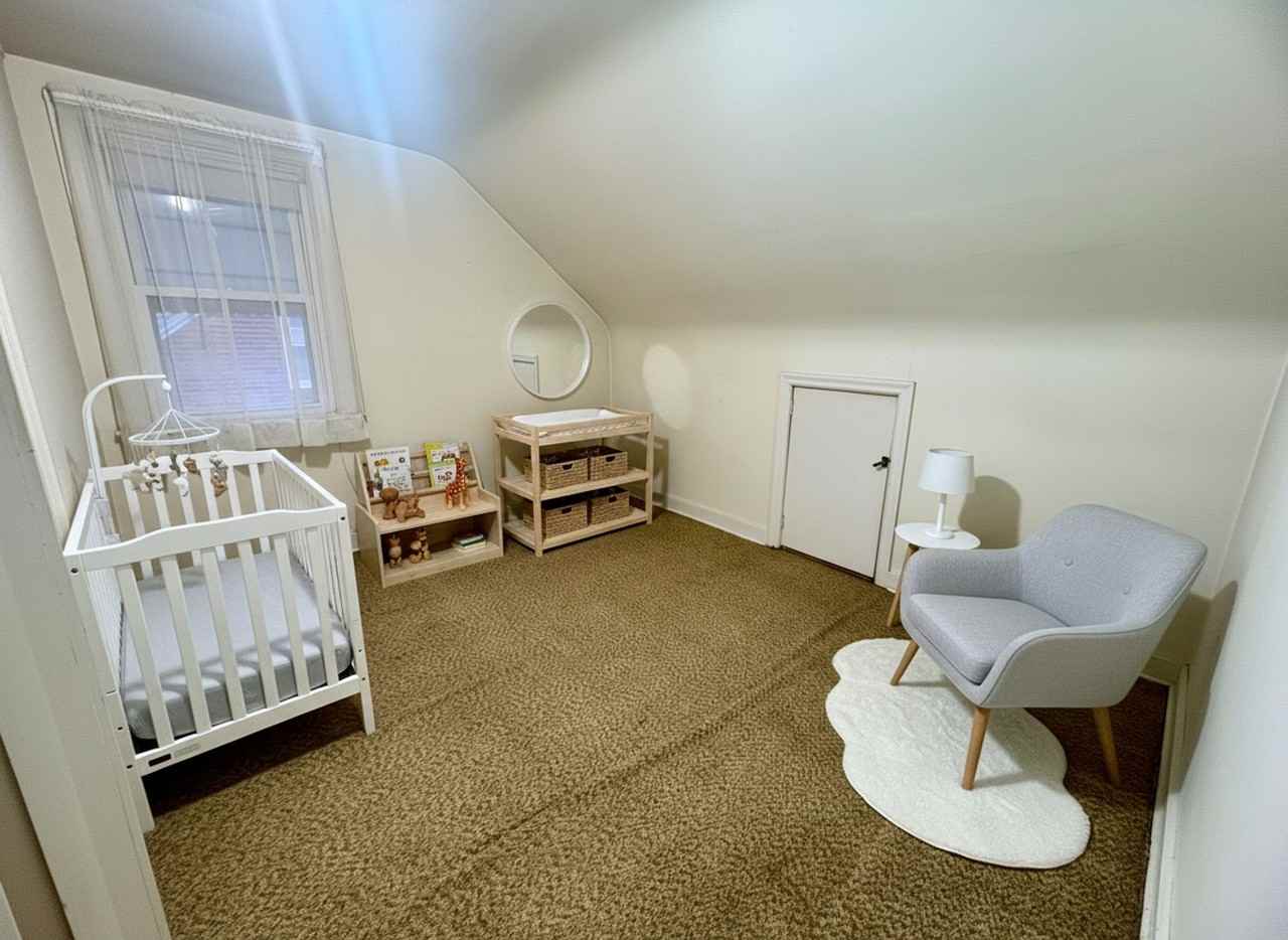 240 Edgewood Road - Photo 7 of 46