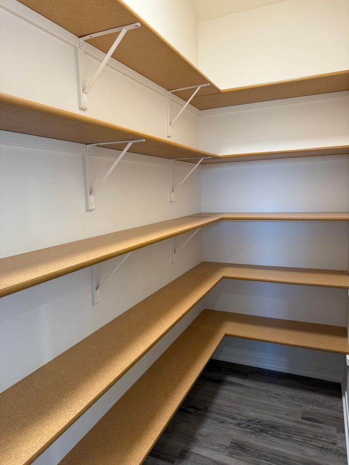 6957 Serpentine Drive - Photo 5 of 20